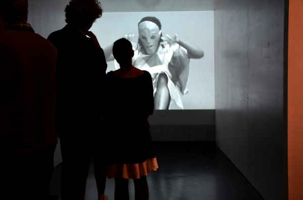 tanzausstellung_dhmd_buether_07