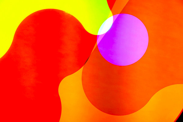 themenausstellung_farbe_licht_experiment_axelbuether-01